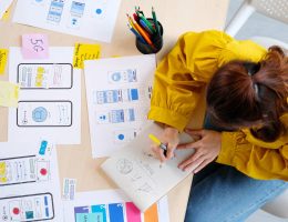 Tout d’abord, un freelance doit définir son projet avec précision. En effet, cette étape permet d’éviter les erreurs. Ainsi, il faut clarifier