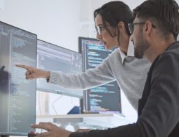 De nombreux freelances réussissent dans le numérique. En effet, plusieurs professionnels transforment une compétence en véritable