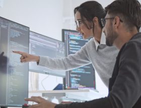 De nombreux freelances réussissent dans le numérique. En effet, plusieurs professionnels transforment une compétence en véritable