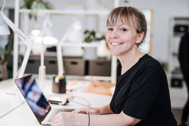 Un freelance vit souvent une frontière floue entre vie professionnelle et vie personnelle. En effet, les projets exigent